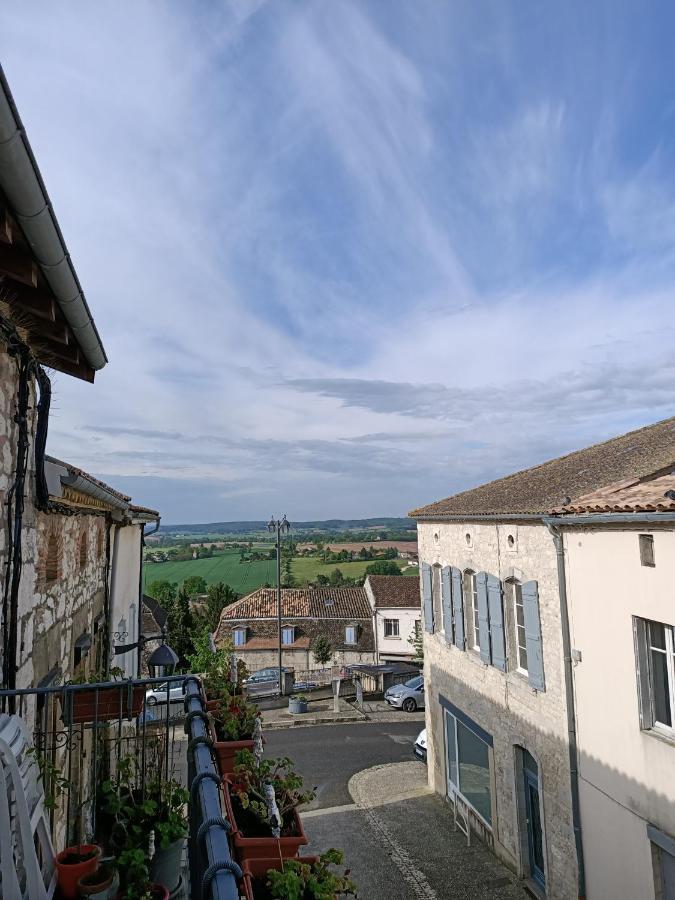 La Cambra De Monflanquin Bed & Breakfast Bagian luar foto